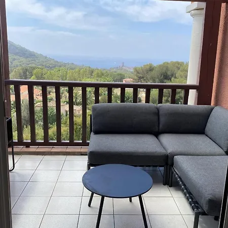 Nice Apartment With Balcony Near The Beaches Lägenhet *