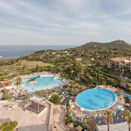Nice Apartment With Balcony Near The Beaches *